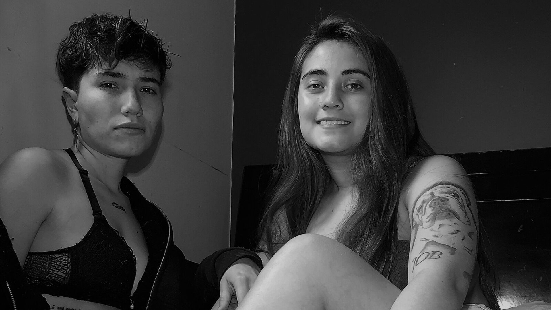 DeberlyAndVivian xxx